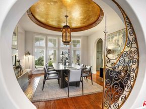 10940 Terryview Drive, Studio City CA 91604