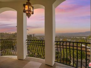 10940 Terryview Drive, Studio City CA 91604