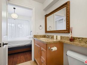 10940 Terryview Drive, Studio City CA 91604