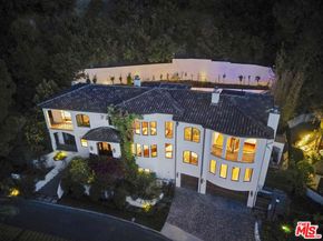 10940 Terryview Drive, Studio City CA 91604
