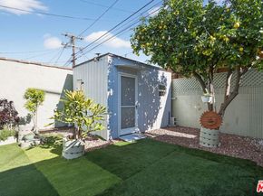 1756 S Genesee Avenue, Los Angeles CA 90019