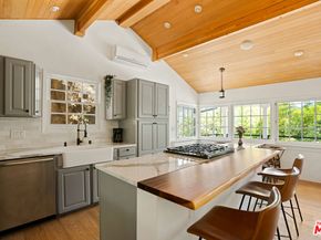 3305 Hillock Drive, Los Angeles CA 90068