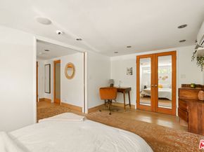 3305 Hillock Drive, Los Angeles CA 90068