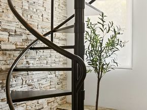 3305 Hillock Drive, Los Angeles CA 90068