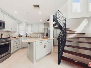 844 3rd Street 5, Santa Monica CA 90403