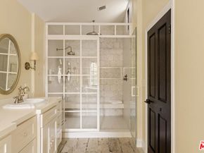 1110 N Beverly Glen Boulevard, Los Angeles CA 90077