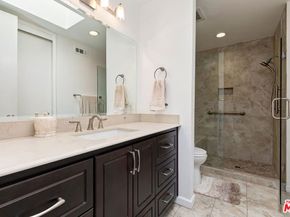 2435 Century 271, Los Angeles CA 90067