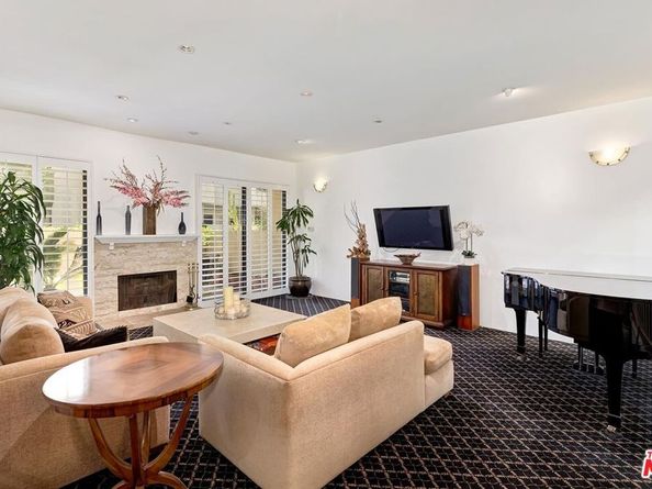 2435 Century 271, Los Angeles CA 90067