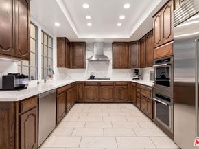 2435 Century 271, Los Angeles CA 90067