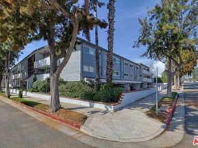 2021 California Avenue 20, Santa Monica CA 90403