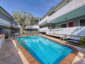 2021 California Avenue 20, Santa Monica CA 90403