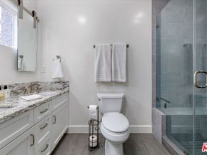 2021 California Avenue 20, Santa Monica CA 90403