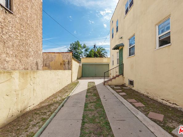 808 W Imperial Highway, Los Angeles CA 90044