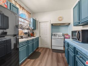 808 W Imperial Highway, Los Angeles CA 90044