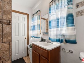 808 W Imperial Highway, Los Angeles CA 90044