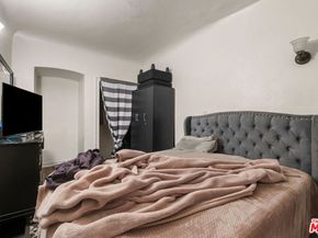 808 W Imperial Highway, Los Angeles CA 90044