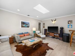 2615 Beach Avenue, Venice CA 90291