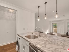 141 S Clark Drive 225, Los Angeles CA 90048