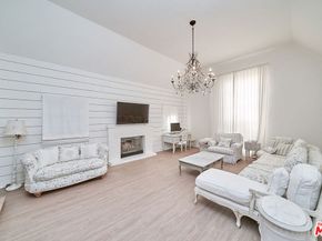 6203 Del Valle Drive, Los Angeles CA 90048