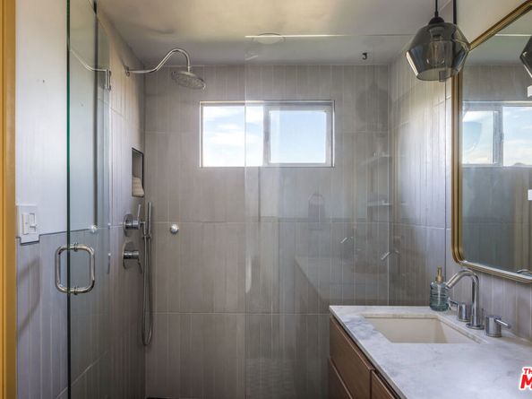 2682 Hollyridge Drive, Los Angeles CA 90068