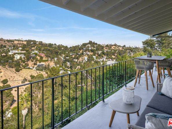 2682 Hollyridge Drive, Los Angeles CA 90068