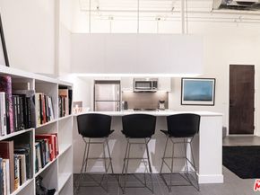 939 S Broadway 314, Los Angeles CA 90015