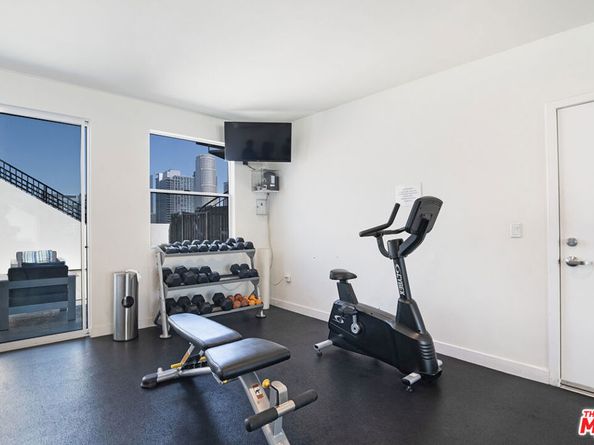 939 S Broadway 314, Los Angeles CA 90015