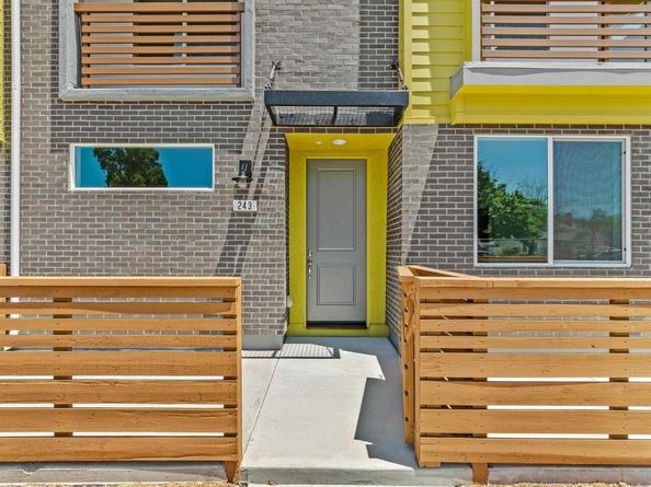243 Johnson Avenue, El Cajon CA 92020