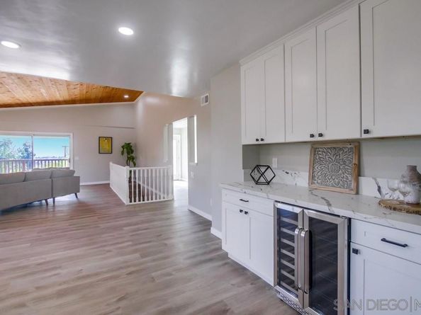 9929 Bon Vue Dr, El Cajon CA 92021