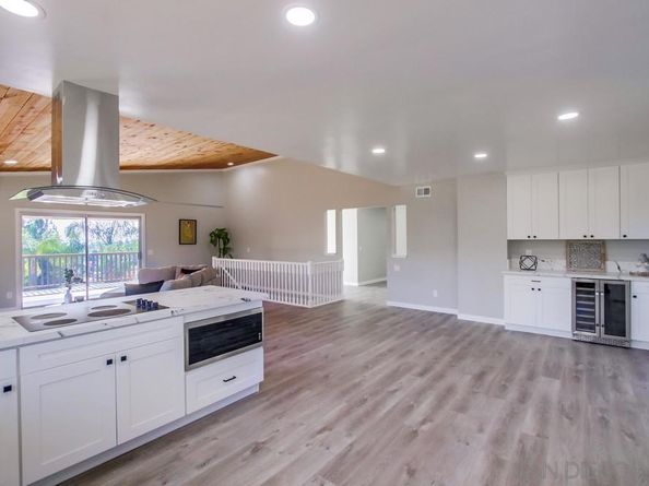 9929 Bon Vue Dr, El Cajon CA 92021