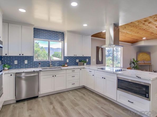 9929 Bon Vue Dr, El Cajon CA 92021