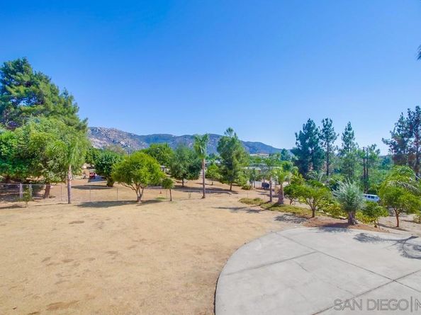 9929 Bon Vue Dr, El Cajon CA 92021