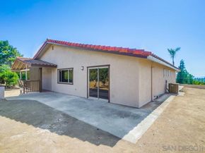 9929 Bon Vue Dr, El Cajon CA 92021