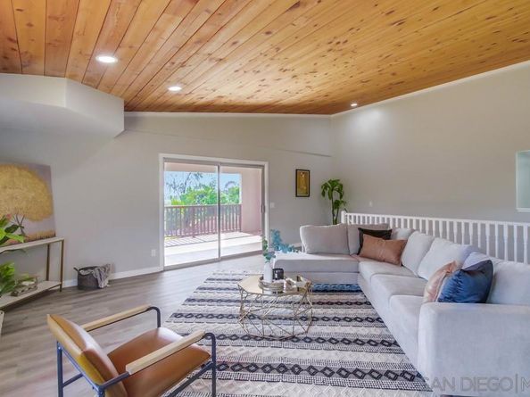 9929 Bon Vue Dr, El Cajon CA 92021