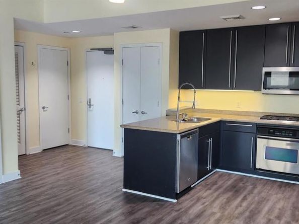 801 Ash St 203, San Diego CA 92101