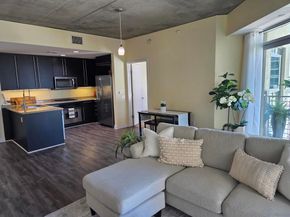 801 Ash St 203, San Diego CA 92101