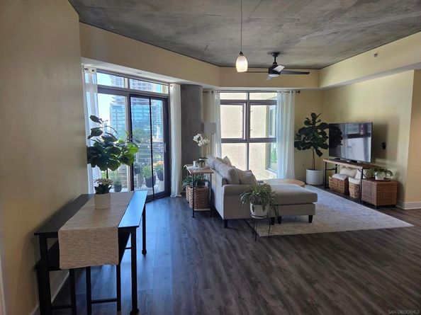 801 Ash St 203, San Diego CA 92101