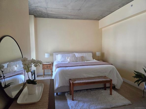 801 Ash St 203, San Diego CA 92101