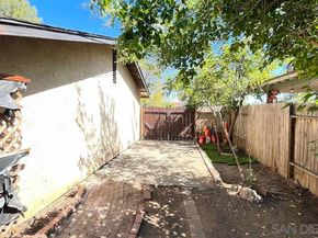 510 512 W 12 Avenue, Escondido CA 92025