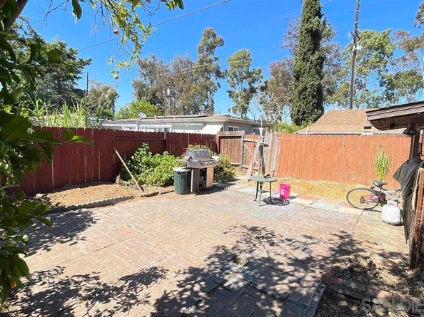 510 512 W 12 Avenue, Escondido CA 92025