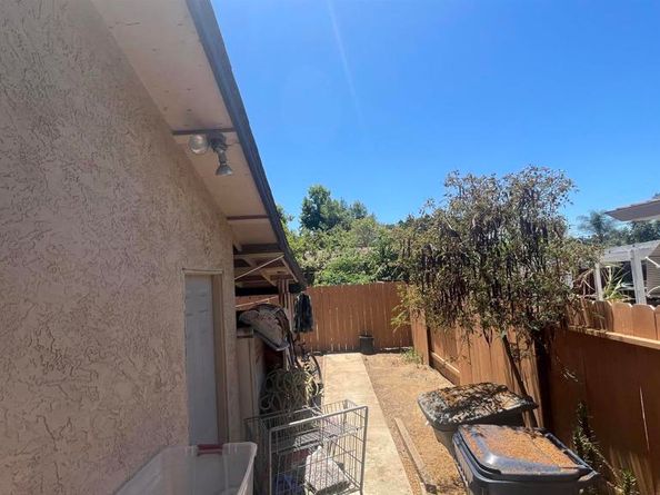 510 512 W 12 Avenue, Escondido CA 92025