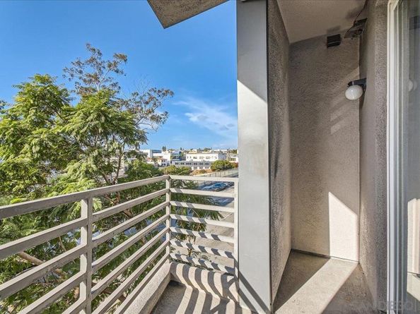 1643 6Th Ave 208, San Diego CA 92101