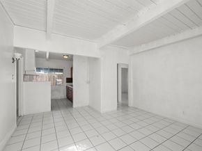 1111 1113 Koe St, San Diego CA 92114