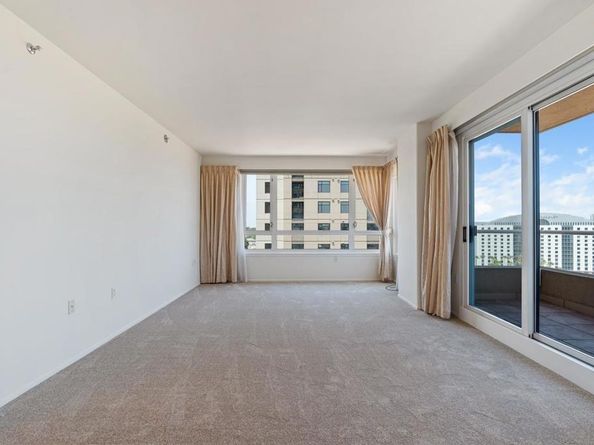 3890 Nobel Drive 1203, San Diego CA 92122