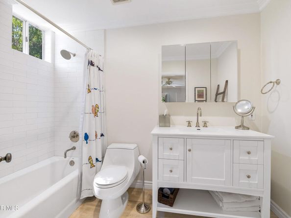 5520 Fairview Place, Agoura Hills CA 91301
