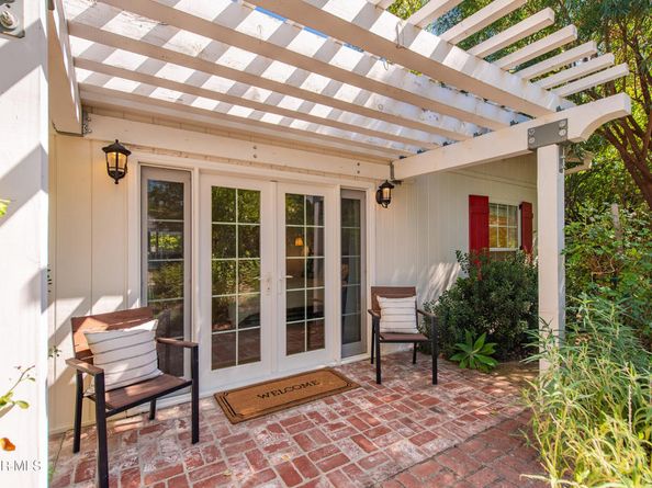 5520 Fairview Place, Agoura Hills CA 91301