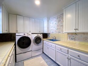 5520 Fairview Place, Agoura Hills CA 91301