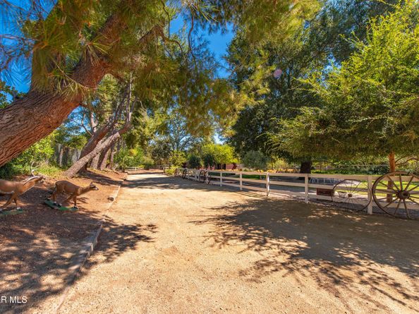 5520 Fairview Place, Agoura Hills CA 91301