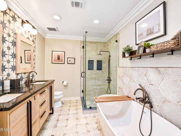 5520 Fairview Place, Agoura Hills CA 91301