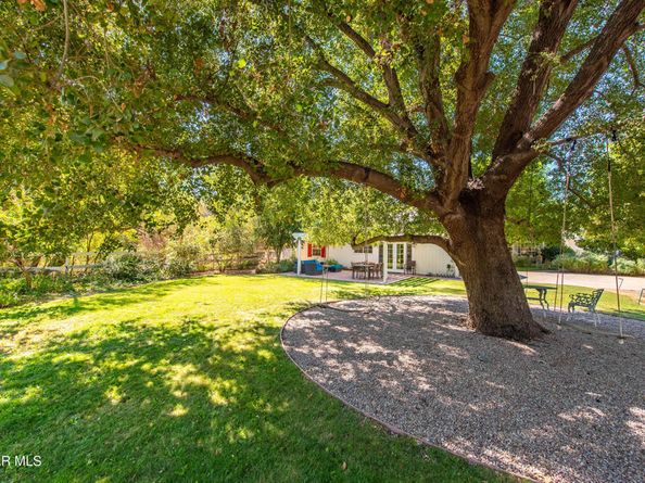 5520 Fairview Place, Agoura Hills CA 91301